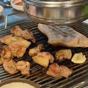 덕이네 돼지뽈살 사진