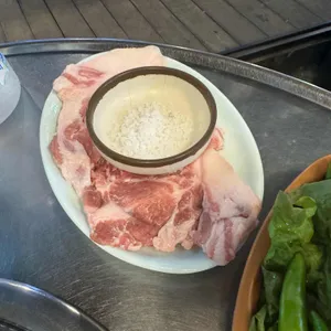 덕이네 돼지뽈살 사진