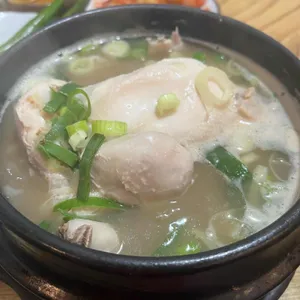 진한방삼계탕 사진
