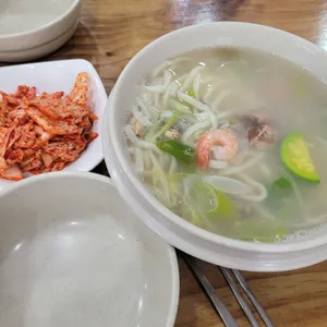 고창참바지락칼국수 사진