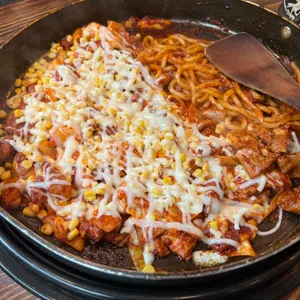유가네닭갈비 사진