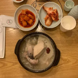 지호삼계탕 사진