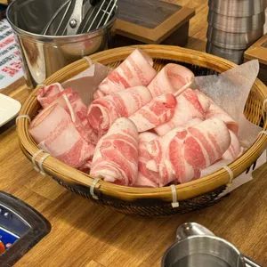 토지김치찌개 삼겹살 사진