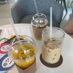 뮤지엄카페 온유 리뷰 사진