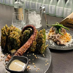 리파인 사진