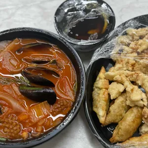 용운각 사진