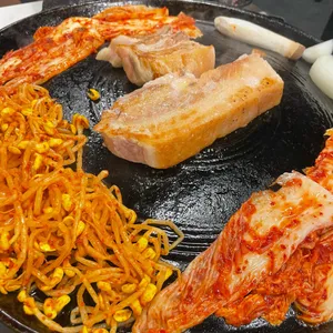 상구네솥뚜껑삼겹살 사진