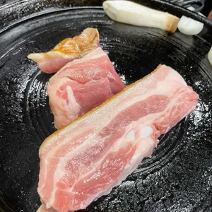 상구네솥뚜껑삼겹살 사진