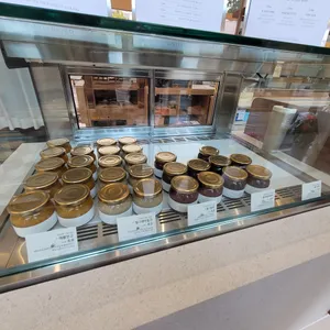 화이트리에 리뷰 사진