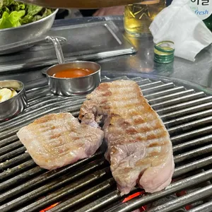 돈장군주먹고기 사진