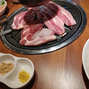고기싸롱 사진