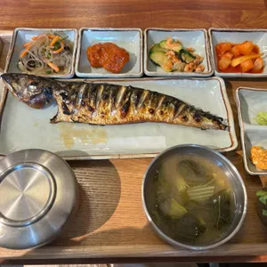 화덕으로간 고등어반상 사진