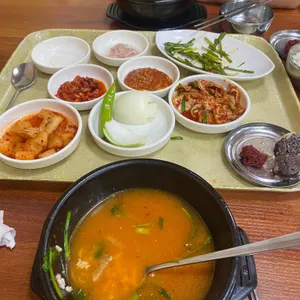 황토국밥 사진