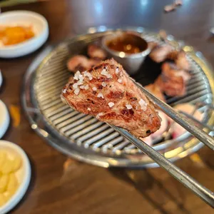 흑돼지형제들 사진
