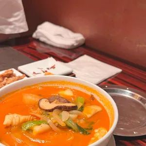 홍연 사진