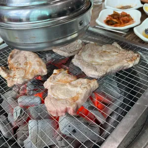 홍천조박사화로구이 사진