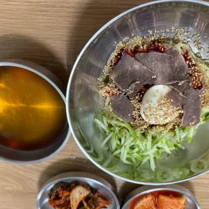 동일옥 대표 사진