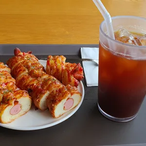 콜라보 위드 문탠바 사진