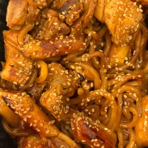 동근이숯불두마리치킨 사진