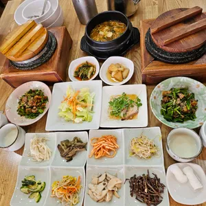 어울림돌솥밥 리뷰 사진