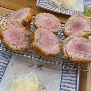 헬로카츠 대표 사진