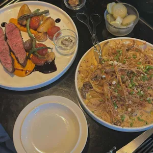 마우스풀 다이닝 사진