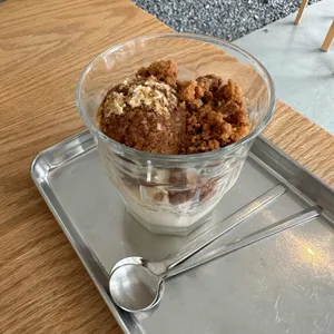 몇몇커피 사진