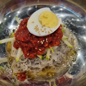 솥삼조 사진
