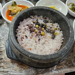 서산영양돌솥밥 리뷰 사진