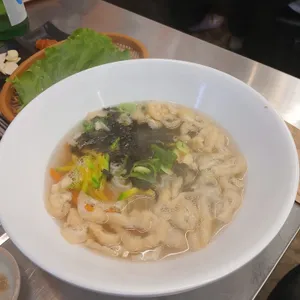 창영이 부추 냉삼&국수집 사진