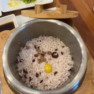 목향 한정식 사진