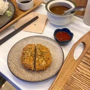 오사카멘치 사진