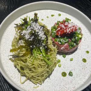 윤공 사진