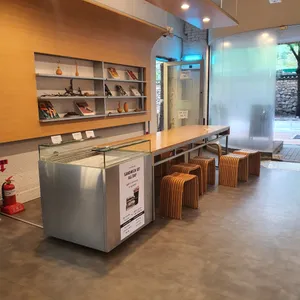 라운드앤드 리뷰 사진