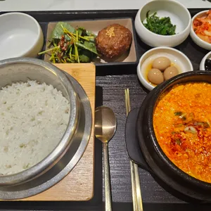 명가의뜰 사진