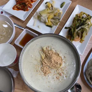 홍성본가칼국수 사진