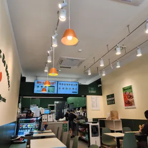 샐러디 리뷰 사진