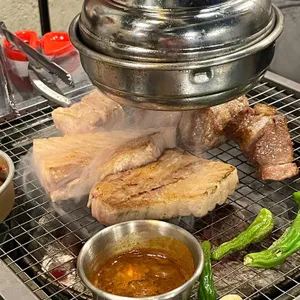 류돈 사진