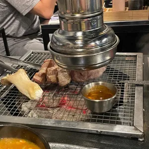 류돈 사진