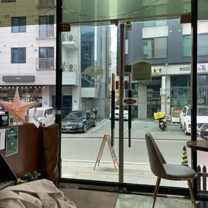 85로스터스 리뷰 사진