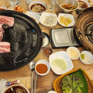 솥삼조 사진