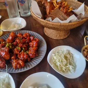 경성치킨 사진