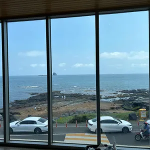 뷰스트 리뷰 사진