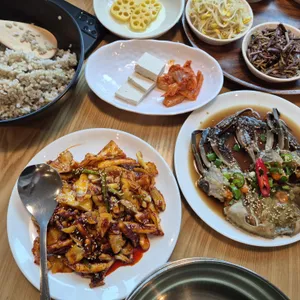 봄이보리밥 사진