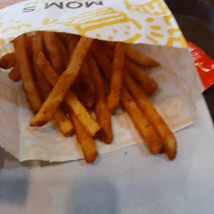 맘스터치 사진