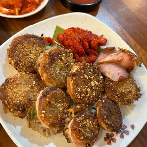 고기오징어순대엔연어장 사진