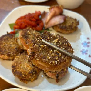 고기오징어순대엔연어장 사진