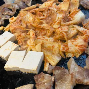 무쇠김치삼겹 사진