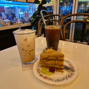 라 뽀즈 사진