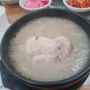 건양정홍삼삼계탕 사진